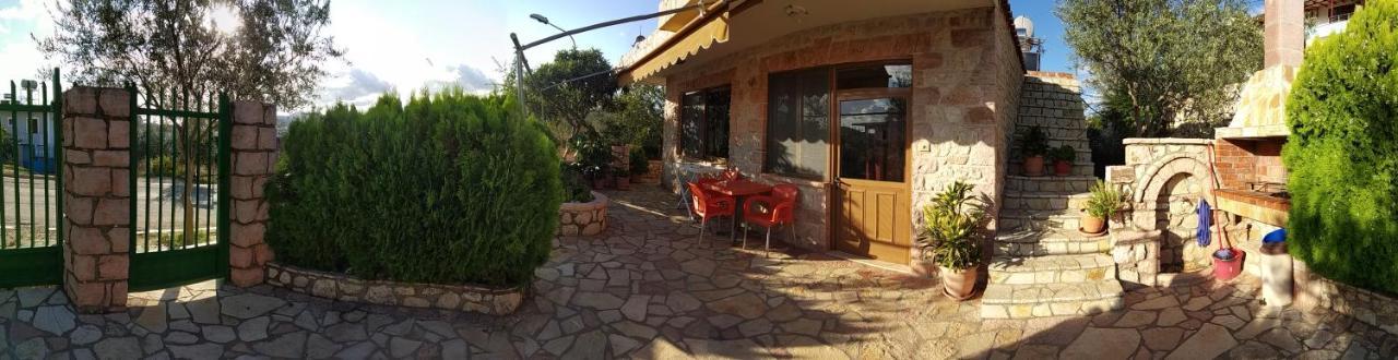 Altin Skrapari Guesthouse 사밀 외부 사진
