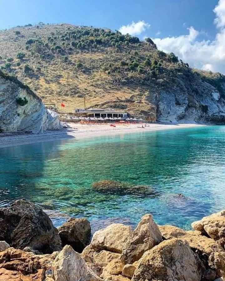 Altin Skrapari Guesthouse 사밀 외부 사진