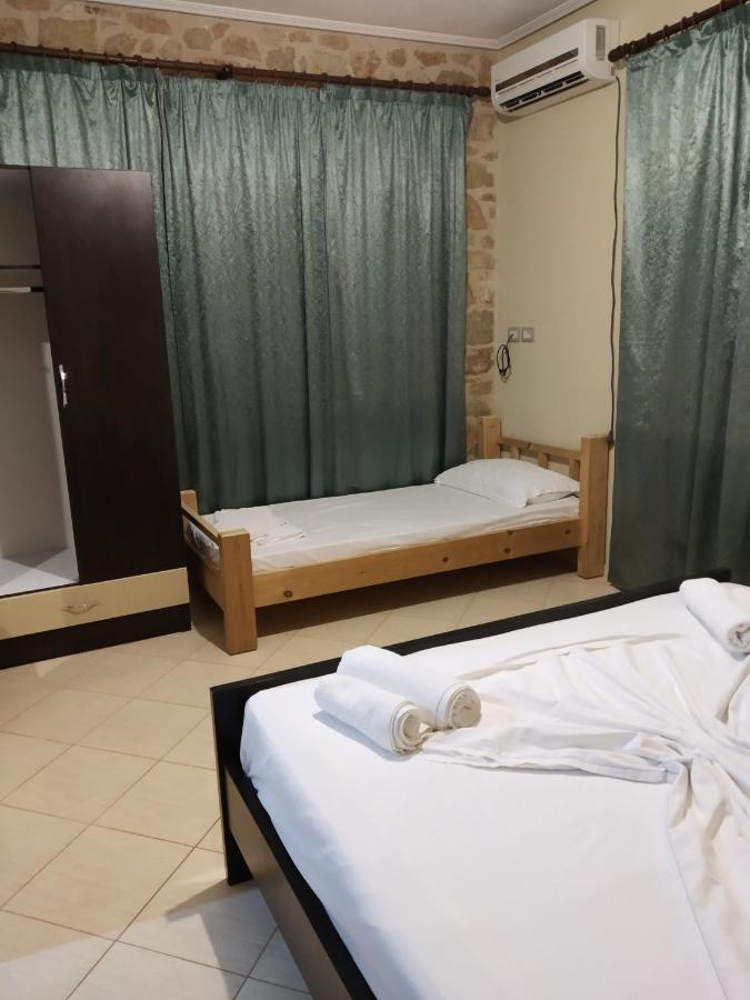 Altin Skrapari Guesthouse 사밀 외부 사진