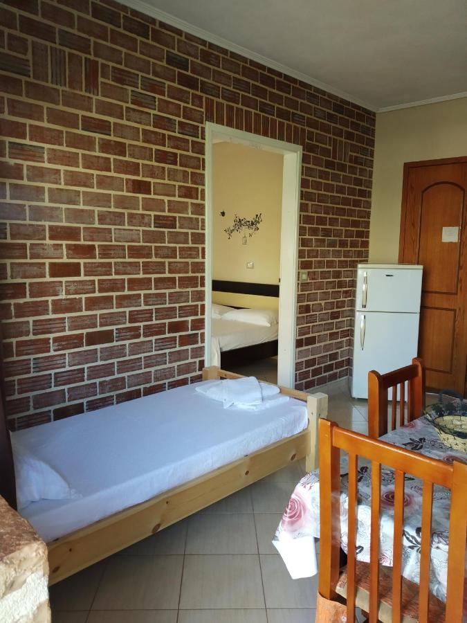 Altin Skrapari Guesthouse 사밀 외부 사진