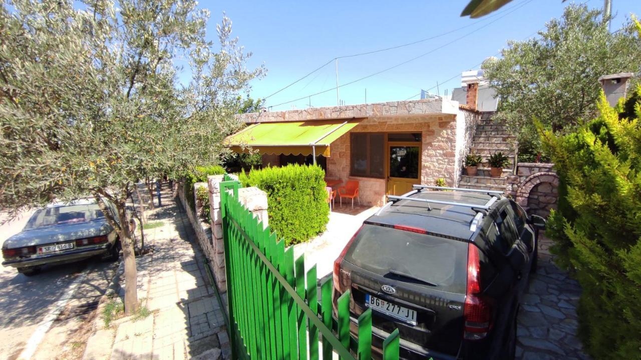 Altin Skrapari Guesthouse 사밀 외부 사진